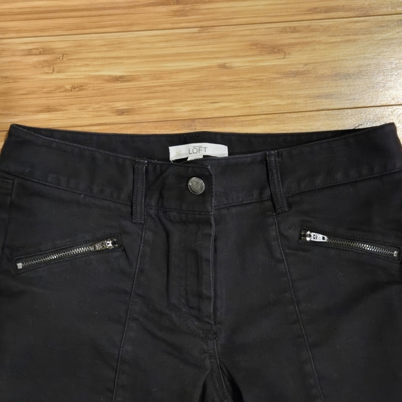 Loft Black Skinny Jeans with Zipper Pockets - Picture 3 of 6